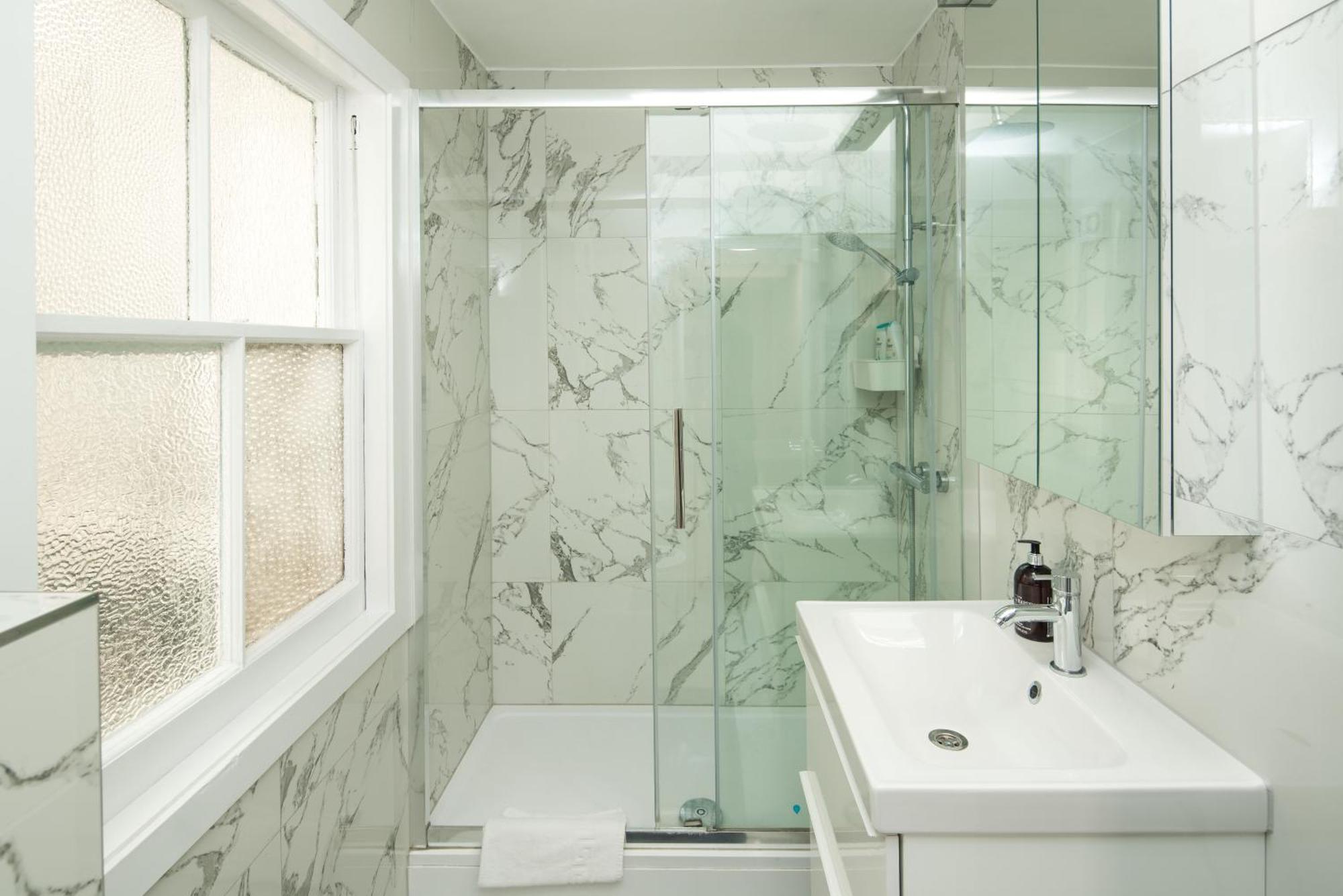 Kensington Courtyard Apartment London Bagian luar foto